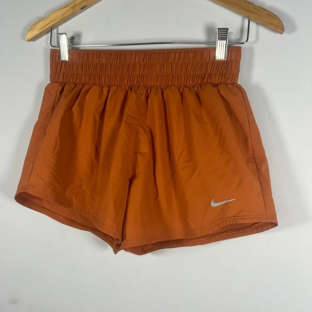 Nike One Dri-FIT Ultra High-Waisted Brief-Lined Shorts Small